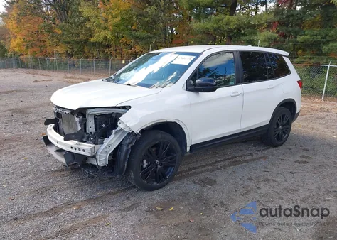 2021 Honda Passport Awd Sport z USA, uszkodzony, nr VIN 5FNYF8H29MB009454